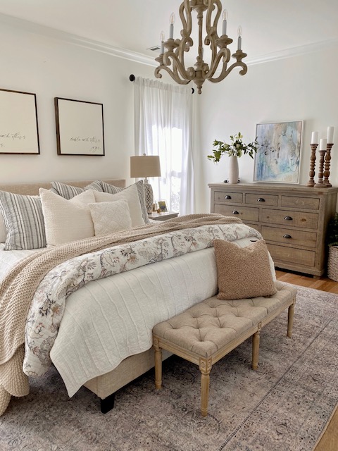 How To Make Your Bed Look Fluffy In 5 Easy Steps featured by top AL home blogger, She Gave It A Go