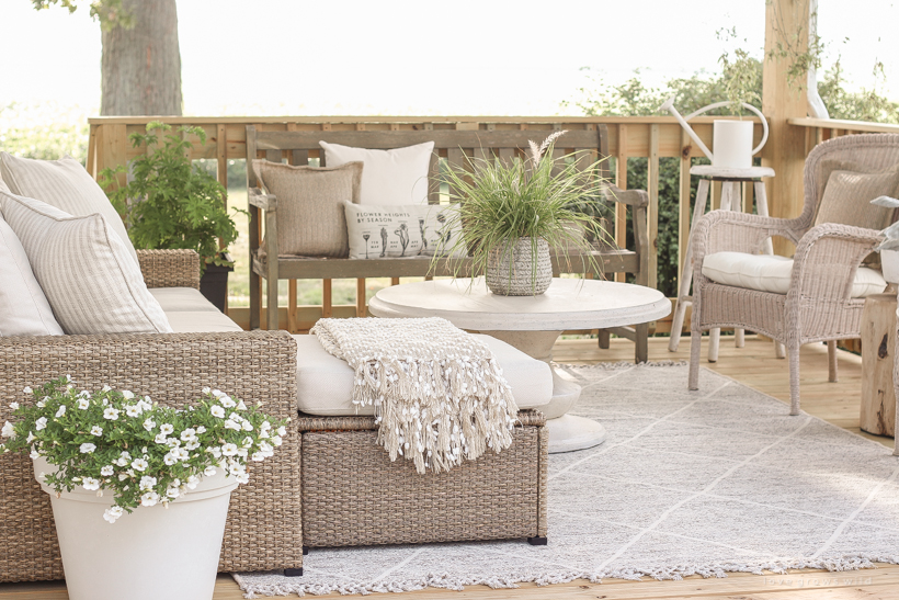  Outdoor Summer Vignettes ideas for your patio featured by top AL home and lifestyle blogger, She Gave It A Go