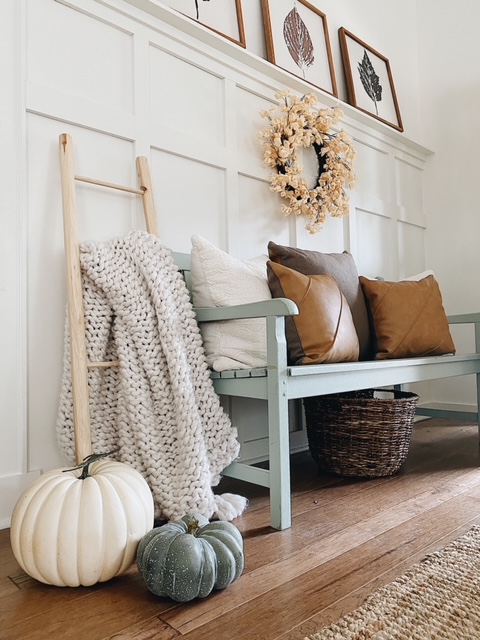 Ideas de decoración de entrada para finales del verano y principios del otoño presentadas por la mejor bloguera de decoración del hogar de AL, She Gave It A Go