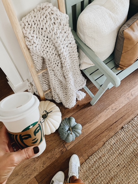 Entryway Decor Ideas for late summer and early fall featured by top AL home decor blogger, She Gave It A Go