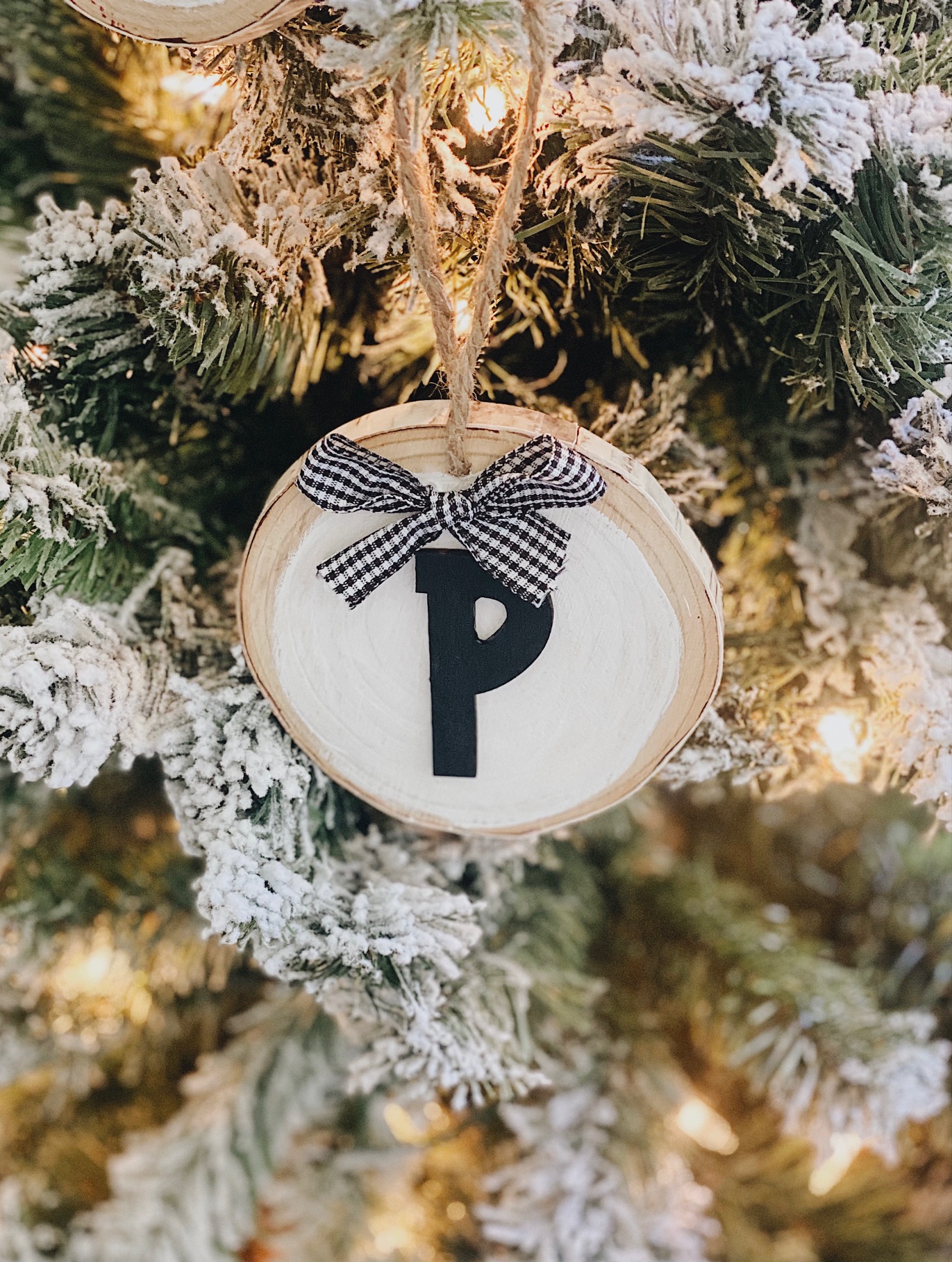 Easy DIY Wooden Christmas Ornaments featured by top AL lifestyle blogger, She Gave It A Go
