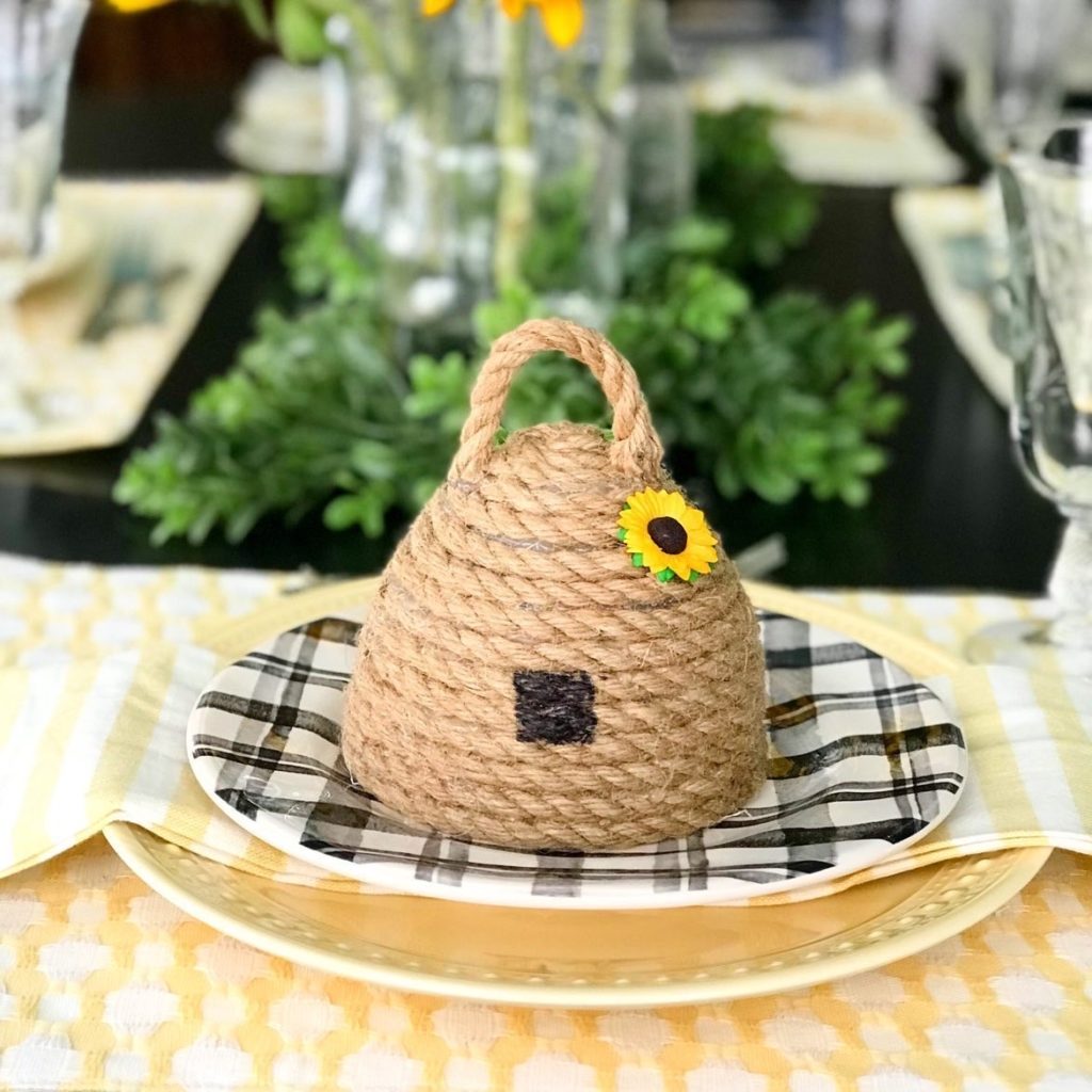 9 Easy Spring DIY Projects & Ideas for your Home featured by top US home blogger, She Gave It A Go
