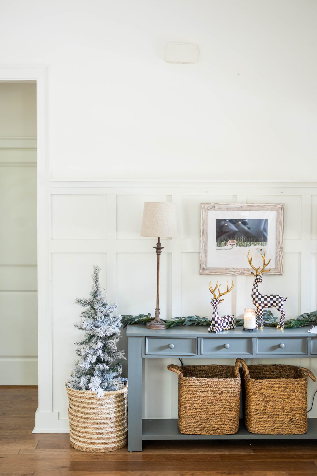 Christmas Home Tour 2022: Entryway, Living Room, and Dining Room | She ...