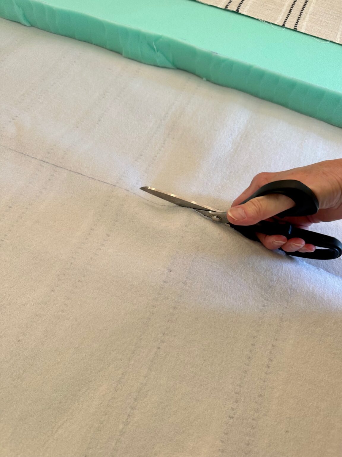 DIY Bench Cushion & Pillows No Sewing Required! She Gave It A Go