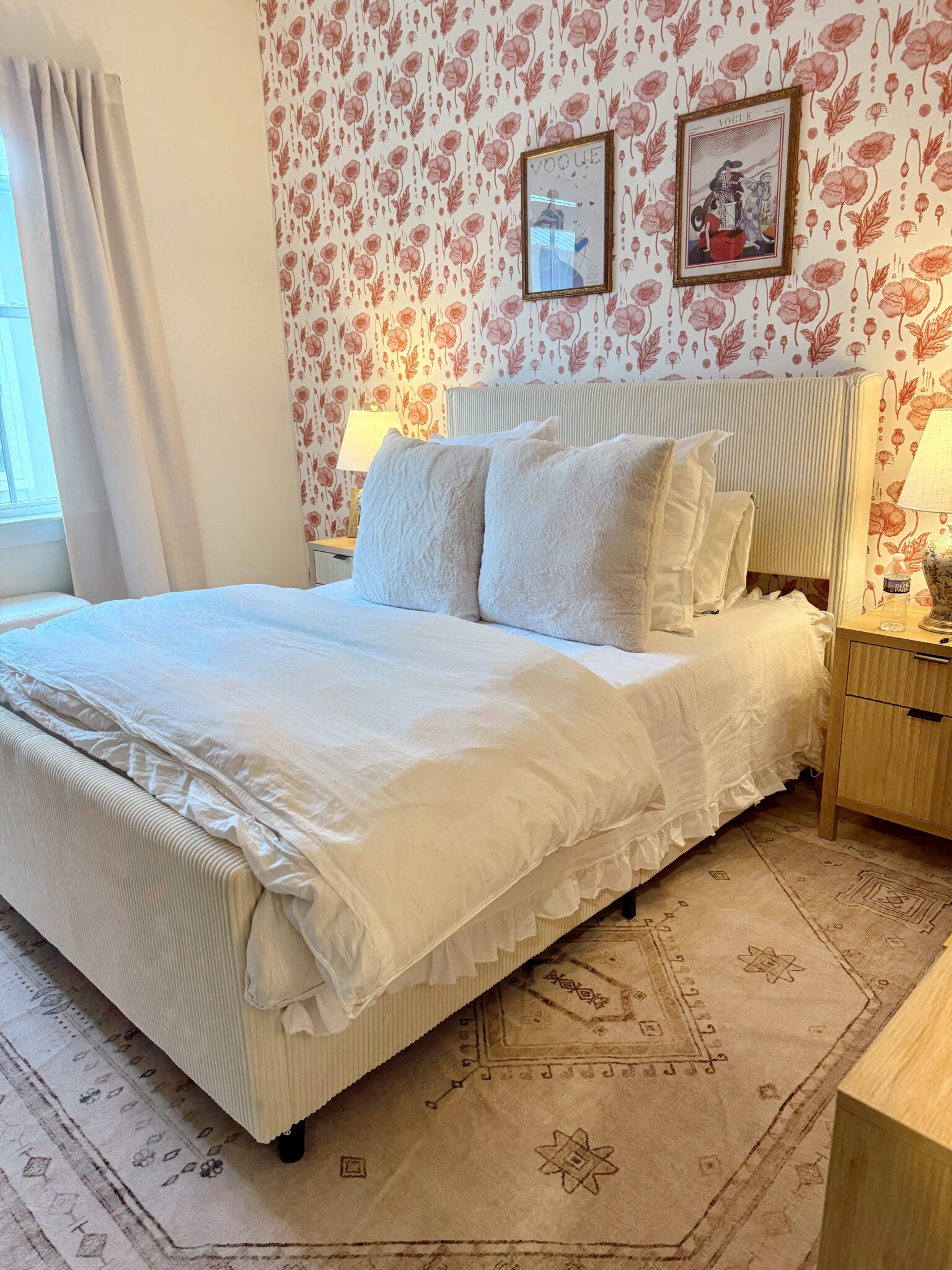 dorm room, college dorm, college apartment, first apartment, dorm organization, college move in, student housing, dorm essentials, dorm room ideas, dorm decor, small apartment organization, college move in day